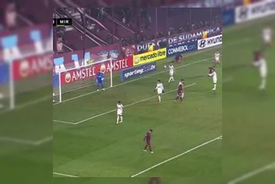 Alex Muralha Tampil Gemilang meski Mirassol Takluk dari Lanus