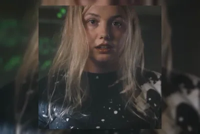Hannah Murray Alami Gangguan Psikotik Akibat Aliran Wellness
