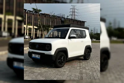 PT Mobil Anak Bangsa Rakit Mobil Listrik Mikro Solarky Sun V Berpanel Surya