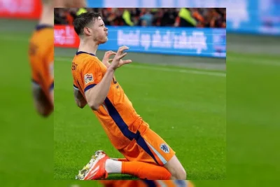 Ronald Koeman Beberkan Alasan Taktis Pilih Weghorst dan Depay untuk Piala Dunia 2026