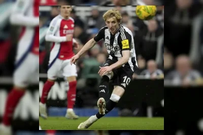 Barcelona Sepakati Transfer Anthony Gordon dari Newcastle United