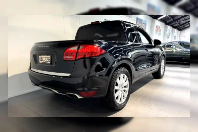 Porsche Cayenne Disulap Jadi Pickup, Dijual Rp470 Jutaan