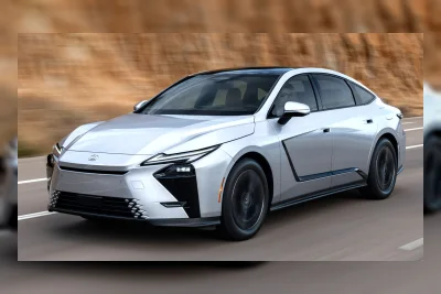 Debat Sengit Insinyur Lexus soal Suspensi ES Baru, Bukan Tenaga atau Layar