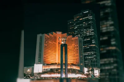 BMKG Prakirakan Tiga Wilayah Jakarta Diguyur Hujan Ringan Hari Ini 1 Juni 2026