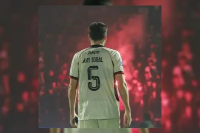 Jon Toral Bersyukur Persik Kediri Selamatkan Karier dan Keluarganya