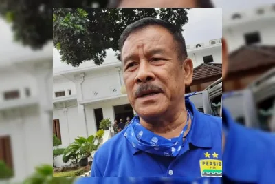 Umuh Muchtar Rayakan Ulang Tahun ke-78 di Tengah Hattrick Persib