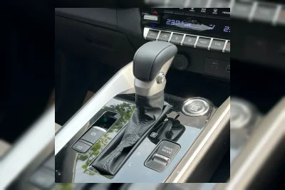 Pembeli Mobil Bekas Matik Harus Teliti Memeriksa Riwayat Kendaraan