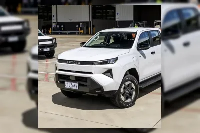 Toyota Hilux Listrik Terdeteksi di Data NJKB Jakarta, Siap Meluncur?