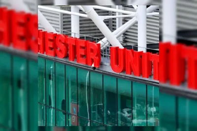 Keluarga Glazer Terbelah soal Masa Depan Saham Manchester United