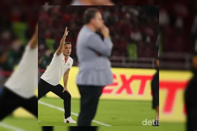 Herdman Jadikan Oman Tolok Ukur Mentalitas Juara Timnas Indonesia
