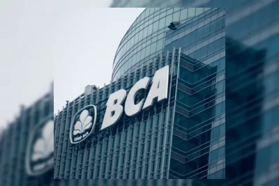 Saham BBCA Anjlok ke Level Terendah Lima Tahun, Sentuh Rp 5.400