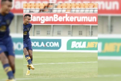 PSS Sleman Dekati Winger Uganda Melvyn Lorenzen