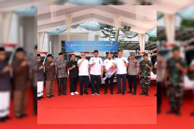 Toyota Indonesia Serahkan Tiga Ambulans ke RSUD Muda Sedia Aceh Tamiang