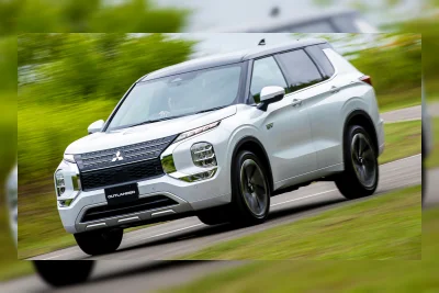 Mitsubishi Isyaratkan Outlander Tangguh, Tapi Tak untuk Amerika