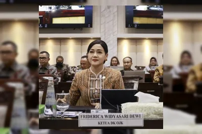 OJK Awasi Rekening Penampungan Devisa Hasil Ekspor SDA Mulai Juni 2026