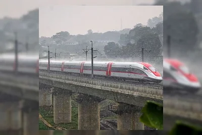 Prabowo Terbitkan Perpres Percepatan Proyek Kereta Cepat Jakarta-Bandung
