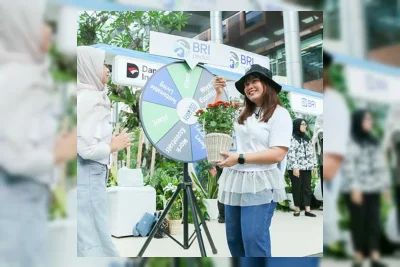 BRI Perkuat Green Action dengan Kelola Sampah Plastik Lewat RVM