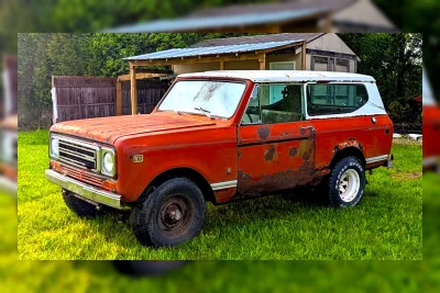 Scout II V8 Karatan Laku Rp160 Ribu di Bring a Trailer