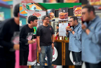 GrabFood Gelar Festival Burger Sedunia di Chillax Sudirman Jakarta
