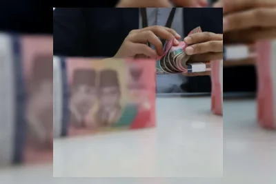 Rupiah Melemah, IHSG Tertekan: Strategi Investasi yang Tepat