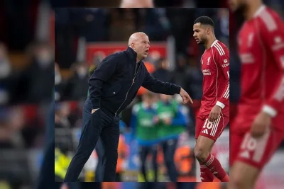 Cody Gakpo Terkejut Liverpool Pecat Arne Slot di Musim Kedua