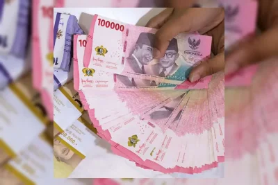 Rupiah Menguat Tipis ke Rp18.036 per Dolar AS