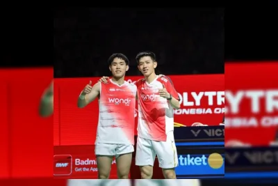Raymond/Nikolaus Tembus Final Indonesia Open 2026 Usai Kalahkan Unggulan
