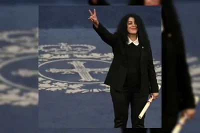 Marjane Satrapi, Penulis Novel Grafis Persepolis, Meninggal di Prancis