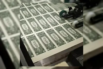 Dolar AS Bertahan di Level Tertinggi Dua Bulan Usai Data Tenaga Kerja