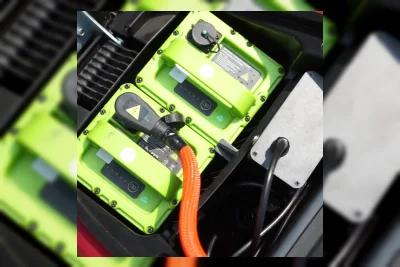 Ganti Charger Ampere Besar Tak Otomatis Percepat Pengisian Daya Motor Listrik