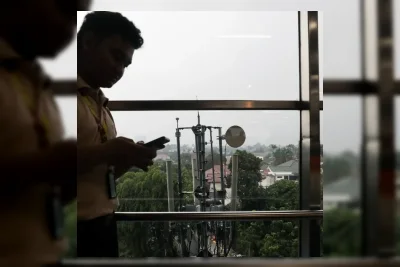 Komdigi Dorong Penurunan Biaya Akses Internet di Indonesia
