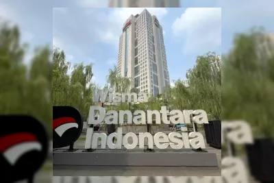Fitch dan Moody Beri Outlook Negatif untuk Obligasi Danantara