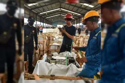 Pelemahan Rupiah Tekan Margin Industri Logistik Nasional