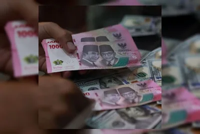 Rupiah Merosot ke Rp18.178 per Dolar AS, Rekor Terlemah Sepanjang Sejarah
