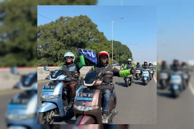 TVS Motor Ajak Pengemudi Ojek Online Riding iQube S di Bandung
