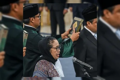 Prabowo Lantik Nanik Sudaryati Deyang sebagai Kepala BGN, Fokus Efisiensi Anggaran