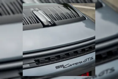HP Luncurkan Laptop Scuderia Ferrari AI PC Edisi Terbatas Rp100 Juta
