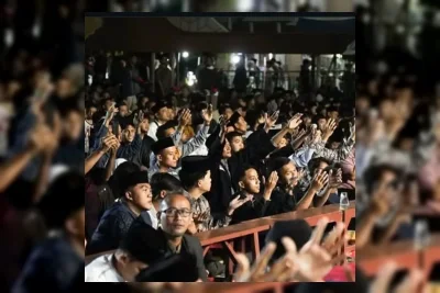 Ribuan Umat Hadiri Tabligh Akbar 100 Tahun Gontor di Ponorogo