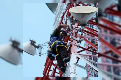 Komdigi Pastikan Pelemahan Rupiah Tak Ganggu Lelang Frekuensi 700 MHz dan 2,6 GHz