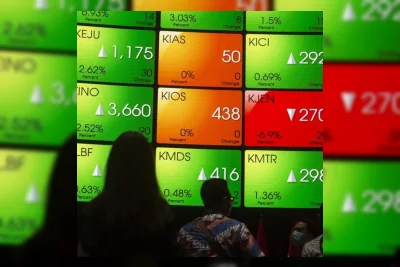 IHSG Melonjak Nyaris 5 Persen, Saham Perbankan dan Konglomerat Pendorong Utama