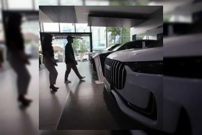OJK Catat Pembiayaan Kendaraan Multifinance Naik Jadi Rp290 Triliun
