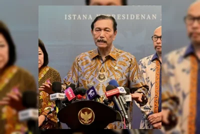 Prabowo Bahas Strategi Ekonomi dengan Luhut dan Chatib Basri