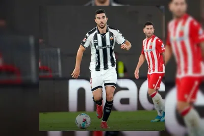 Almeria Singkirkan Castellon Lewat Gol Dramatis Menit Akhir