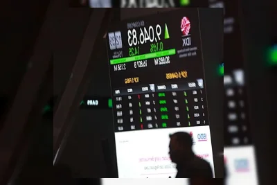 IHSG Menguat 1,49 Persen ke Level 5.832, Pimpin Bursa Asia