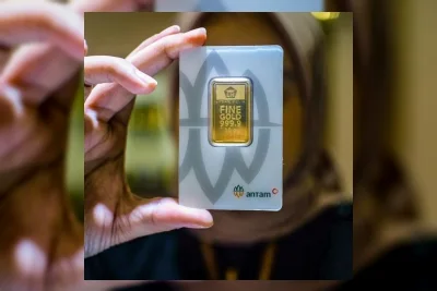 Harga Emas Antam Turun Rp 20.000 per Gram, Buyback Anjlok Lebih Dalam