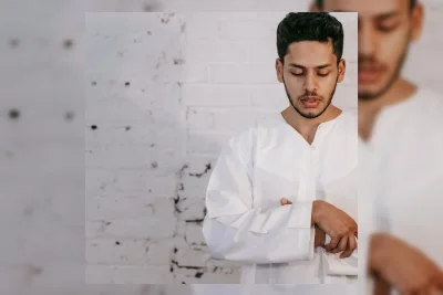 10 Surah Pendek yang Paling Sering Dianjurkan dalam Salat Wajib