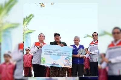 Pertamina Luncurkan Kapal Pembersih Sampah Otomatis di Bali