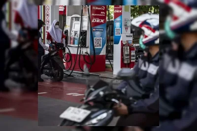 Kenaikan Suku Bunga dan Harga Pertamax Tekan Daya Beli Kelas Menengah