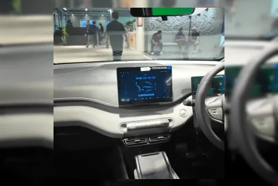 Sjafrie Sjamsoeddin Tinjau Proyek Mobil Nasional di Subang