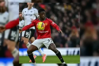 Michael Carrick Siapkan Peran Baru Kobbie Mainoo di Manchester United